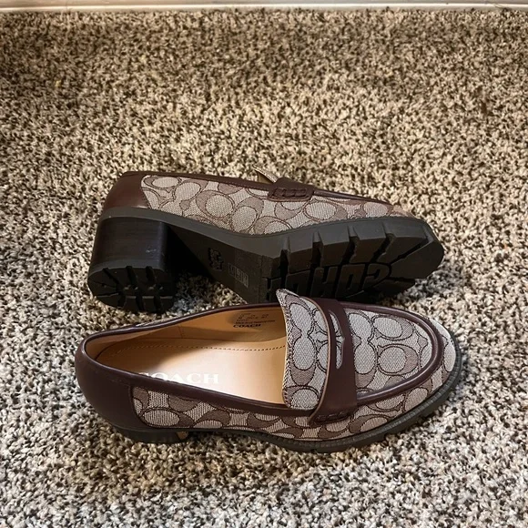Coach Lucy Loafer Brown Women’s Size 8. - Picture 2 of 6
